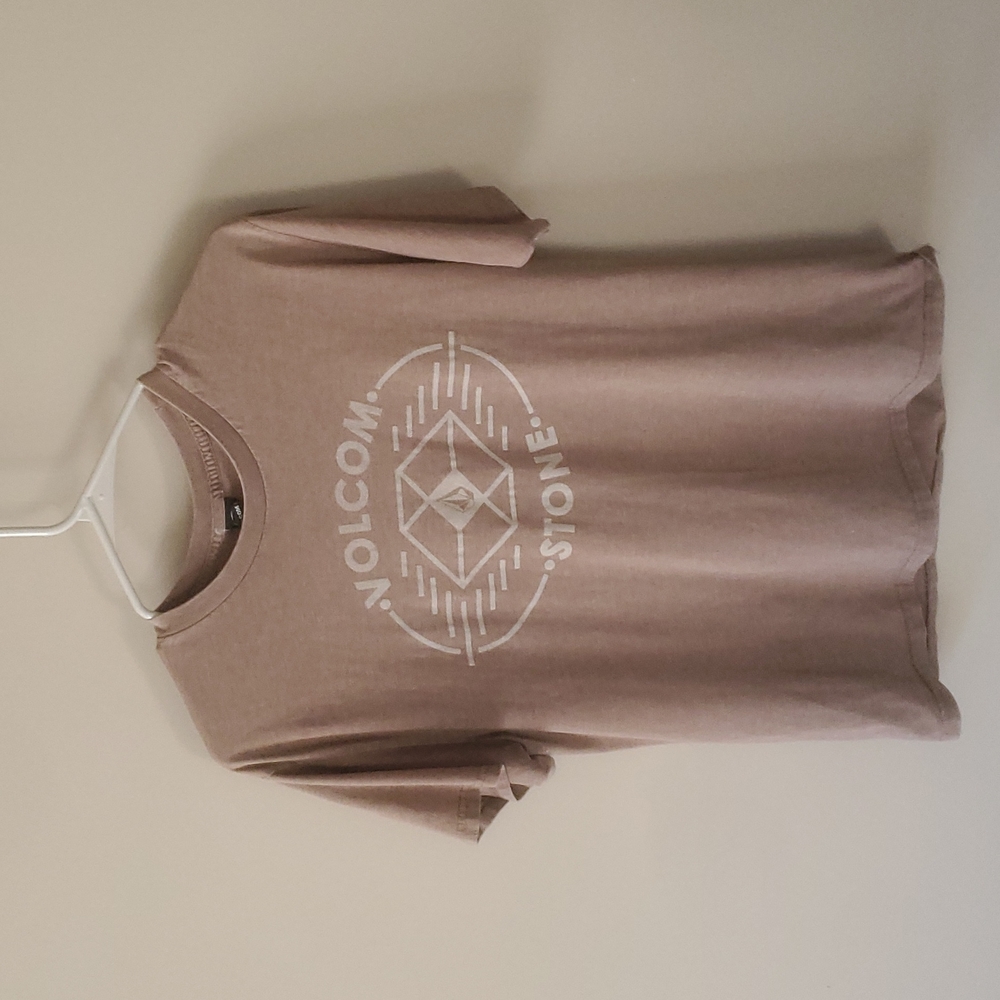 Volcom tee shirt